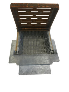 Eindkap - 170 x 170mm - Deksel cortenstaal met bladrooster & behuizing thermisch verzinkt staal